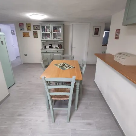 Lorna House Apartment